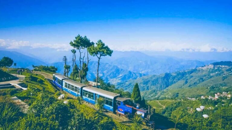 Top Places You Can Visit in Darjeeling