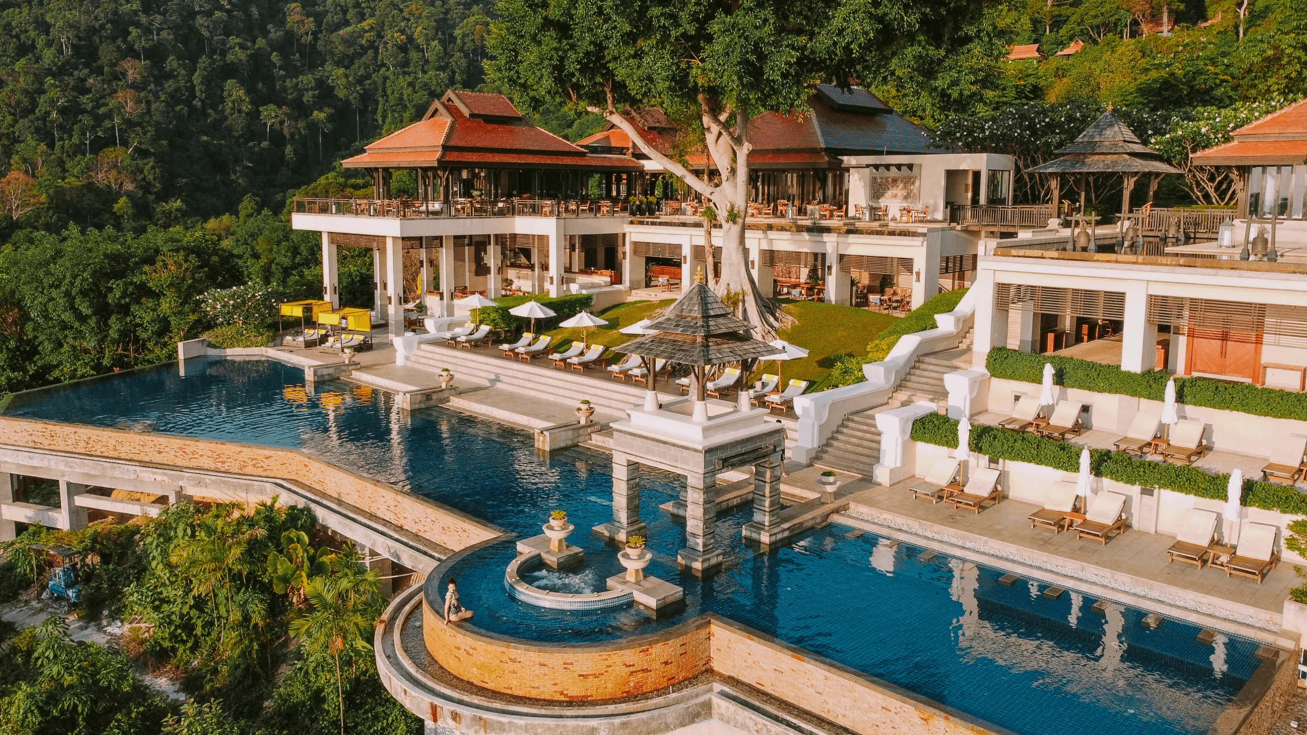 Where to Stay in Thailand : The Ultimate Hotel Booking Guide (Bangkok, Pattaya, Phuket & Krabi)