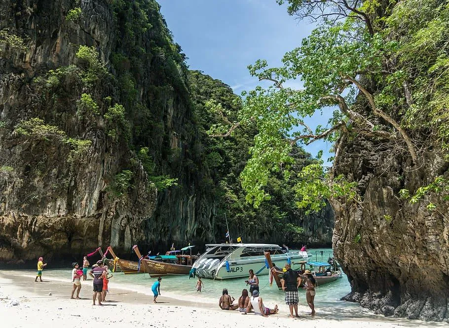 Phi Phi Nice Beach Resort: A Serene Retreat in Paradise