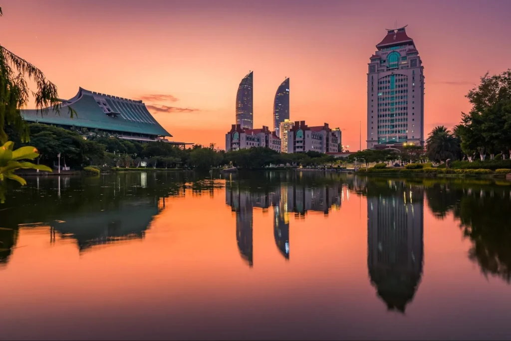 Xiamen University: A Beautiful Campus with Scenic Views Xiamen University: A Beautiful Campus with Scenic Views - image