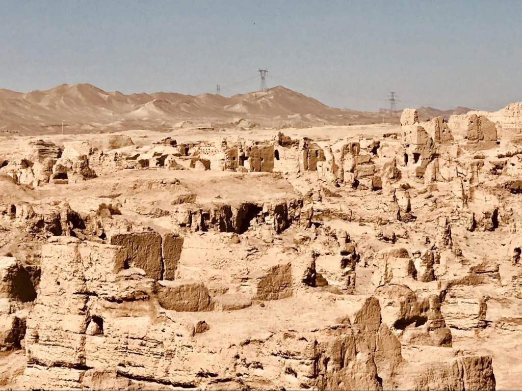 Turpan: The Oasis of the Taklamakan Desert Turpan: The Oasis of the Taklamakan Desert - image