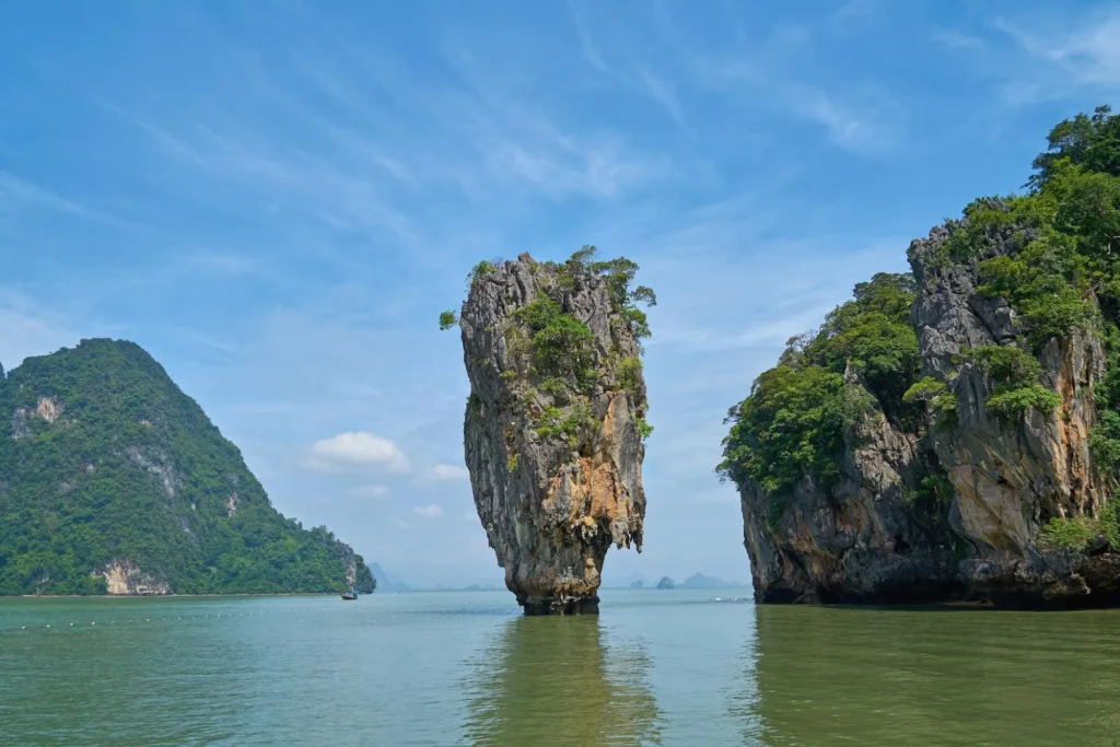 Phang Nga Bay – Limestone Marvels and Hidden Lagoons Phang Nga Bay – Limestone Marvels and Hidden Lagoons - image