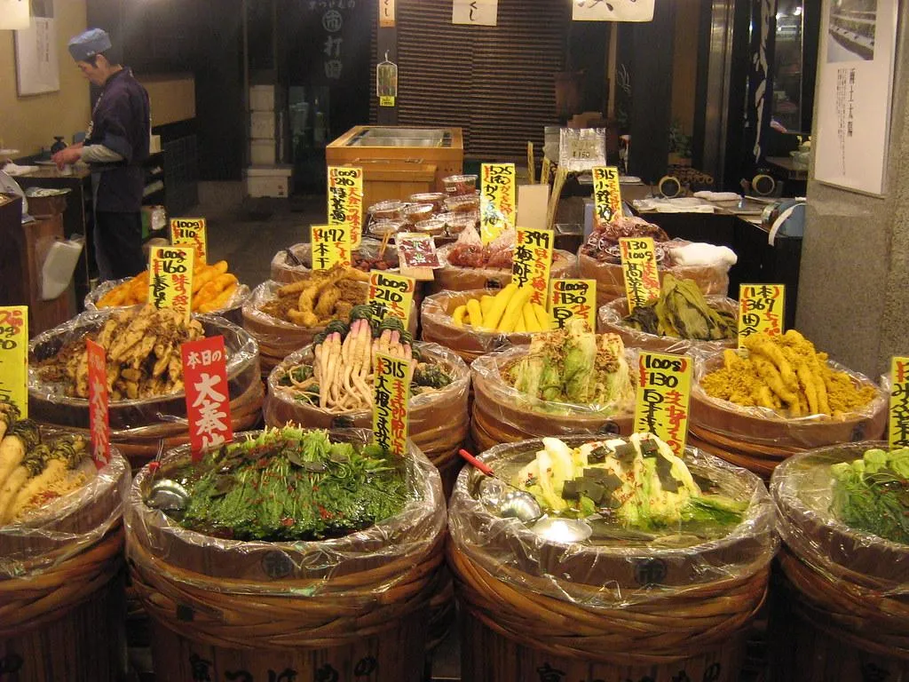 Nishiki Market – Kyoto’s Kitchen Nishiki Market – Kyoto’s Kitchen