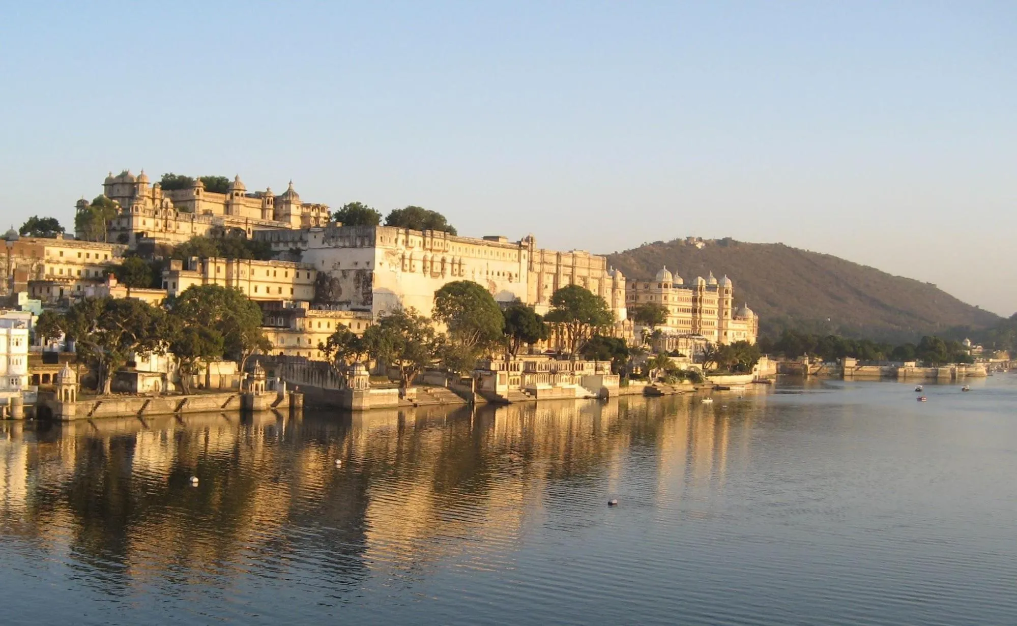 Udaipur Places to Visit: Exploring the Romantic City of Lakes