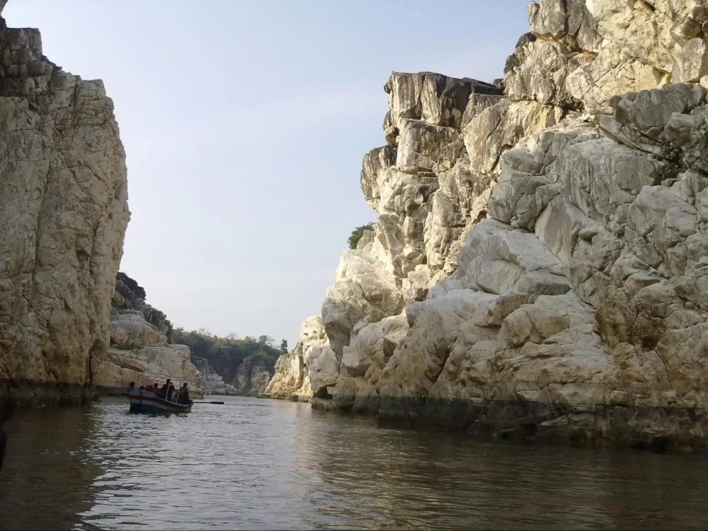Bhedaghat – The Marble Rock Wonderland Bhedaghat – The Marble Rock Wonderland