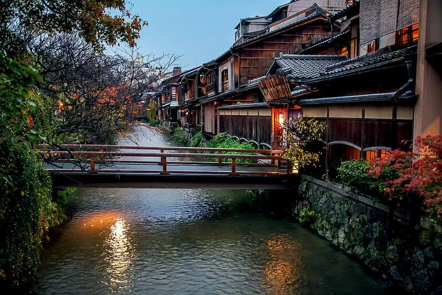 Kyoto – The Cultural and Spiritual Capital Kyoto – The Cultural and Spiritual Capital