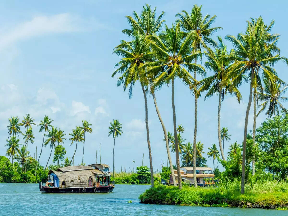 South India Travel Itinerary: Travelling South of India in March