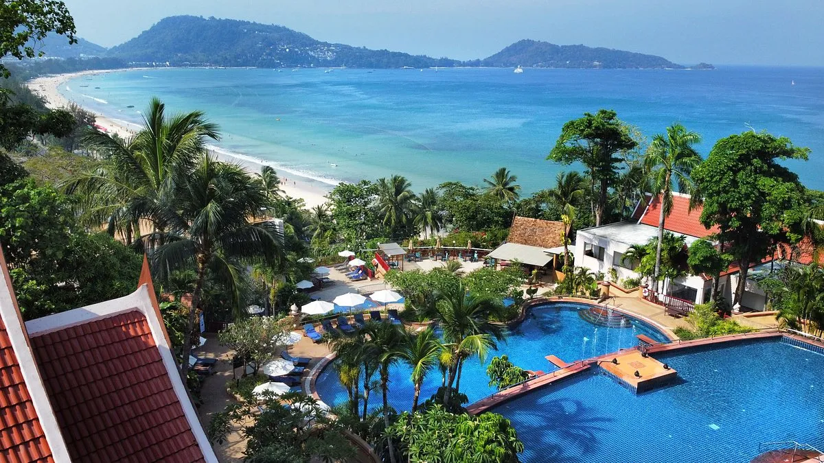 Top Luxury Resort in Patong: Phuket Marriott Resort & Spa, Merlin Beach