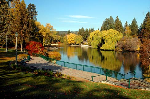 Drake Park Romantic Getaways in Bend Oregon for Couples