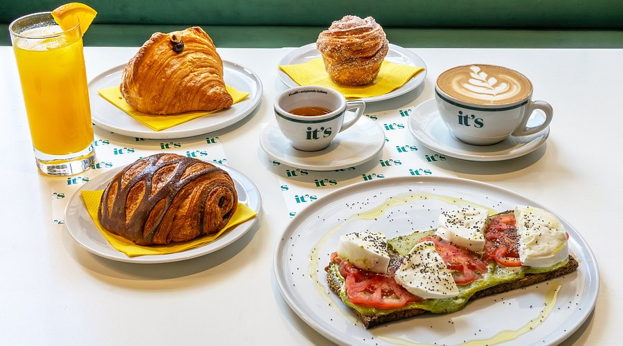 How to Visit Naples on a Budget