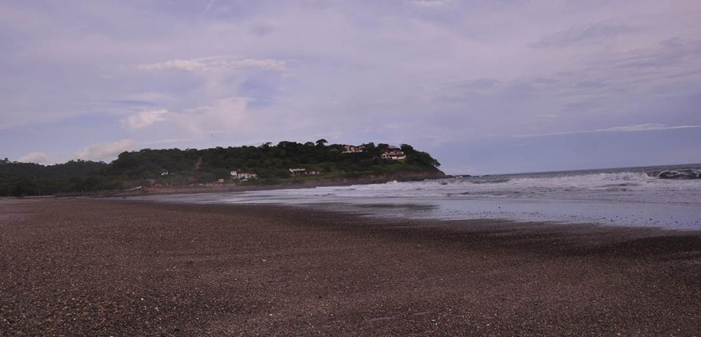 Las Salinas, Tola