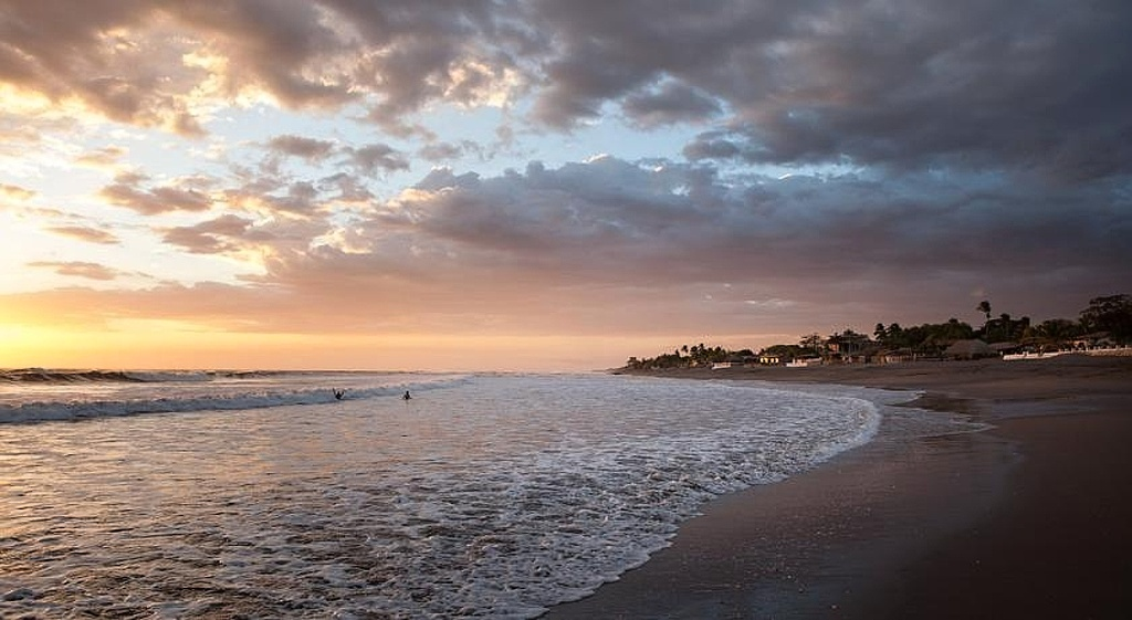 Playa Las Peñitas, León