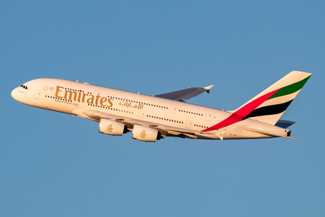The Boeing 777X vs The Airbus A380 – What Plane Wins?